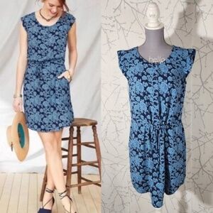 🌺 CAbi Java Blue Floral Printed Drawstring Waist Dress with Pockets Large